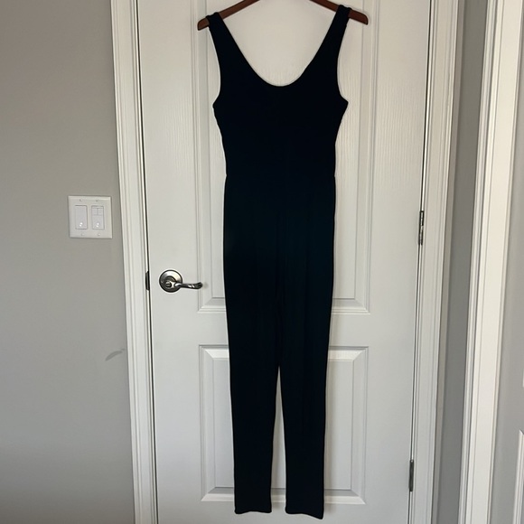 Ambiance v-neck long black romper small - Picture 6 of 8